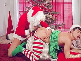 Fuckermate - Santa Claus Is Cumming To Town