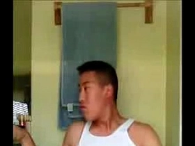 Asian guy on webcam - hotnakedmen.net/chat